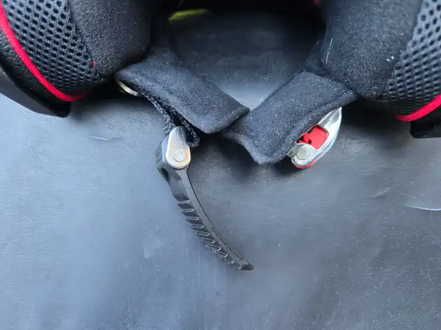 CASQUE DE MOTO in Motorcycle Parts & Accessories in Laval / North Shore - Image 7