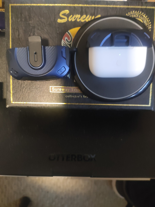 Replacement wireless Charging Case for AirPods Pro 1st & 2nd Gen in iPods & MP3s in St. Catharines - Image 2