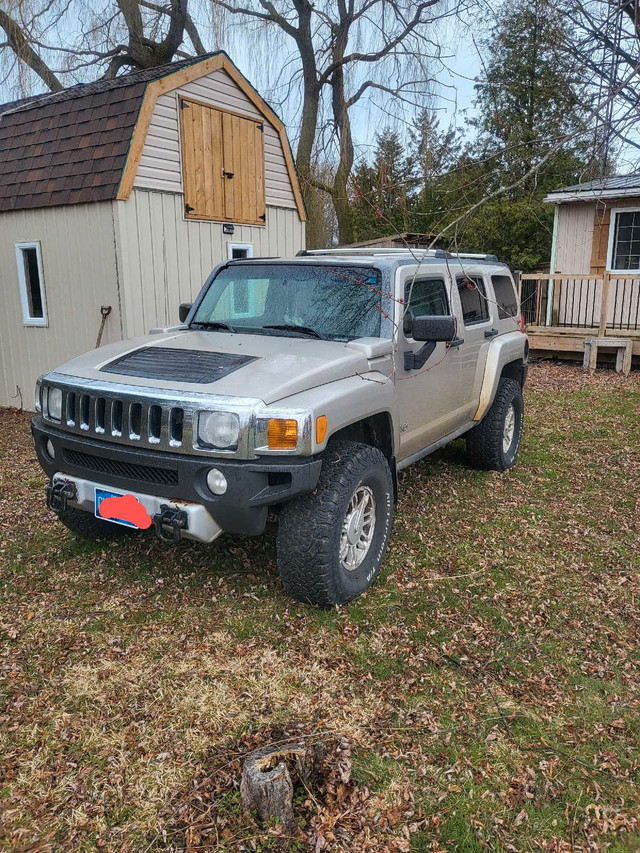 2009 Hummer H3 Base in Cars & Trucks in Sarnia