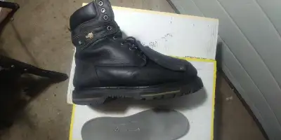 Men's  Boots size 10,5, View more