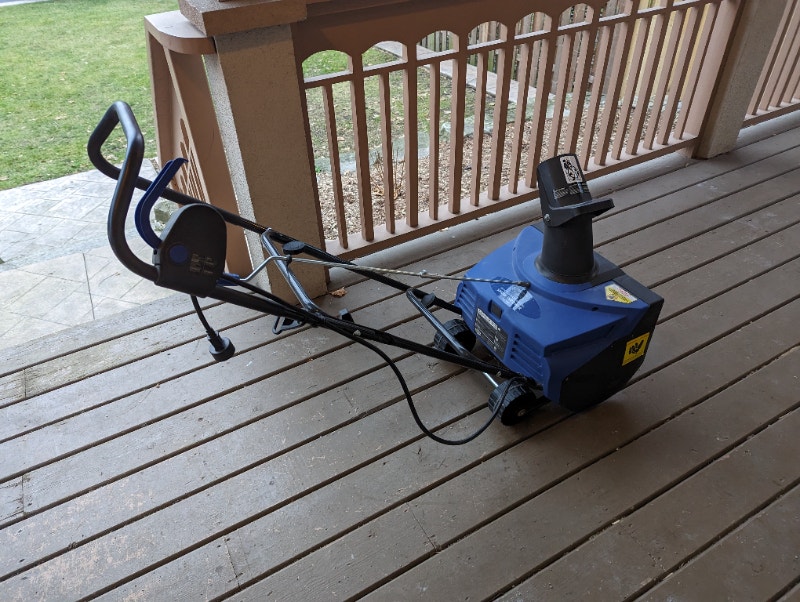 SnowJoe 13.5 Amp Electric Snow Blower Snowblowers Hamilton Kijiji