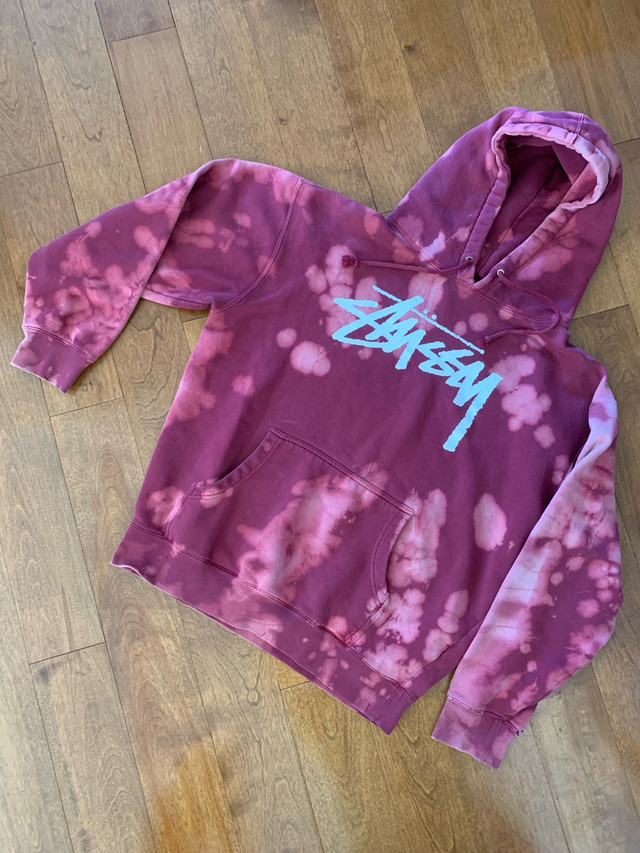 Authentic New Stussy Pullover Hoodie Size Medium. in Women's - Tops & Outerwear in Oshawa / Durham Region - Image 4