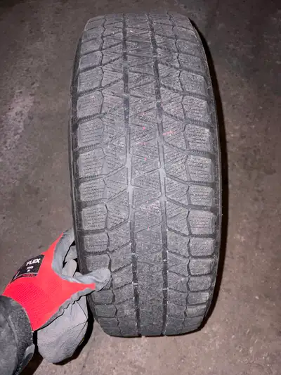 4 Bridgestone Studless WA80 with black rims. Tire soze 215/65R/17 Serious buyers only contact. Cash...