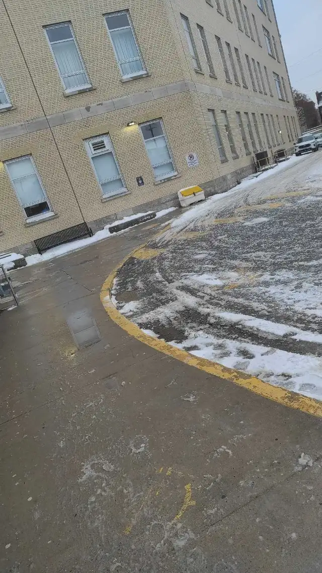 Snow removal 65561329076483120