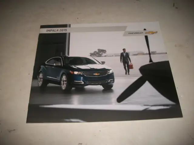 2015 CHEVROLET IMPALA SALES BROCHURE. LIKE NEW! in Arts & Collectibles in Barrie - Image 2
