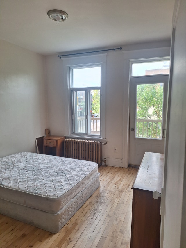 Chambre a louer Villeray — photo 1