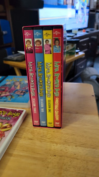 MRS BROWNS BOYS COMPLETE SERIES AND SPECIALS ON DVD