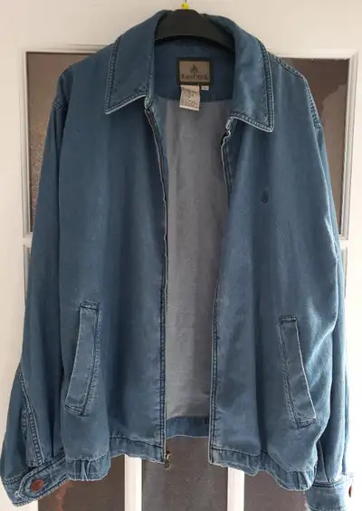 VESTE EN JEAN - (GRAND) ---- JEAN JACKET (LARGE)  -, View more