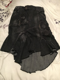Young Ladies Skirt