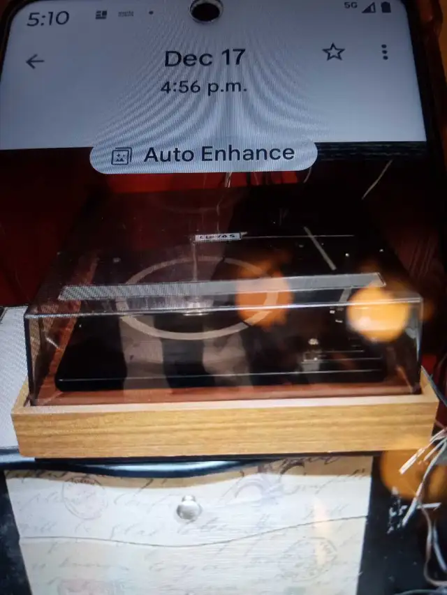 Records and vintage stereo equipment in Stereo Systems & Home Theatre in City of Toronto - Image 3