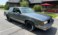 MINT!  SHOWROOM 1987 OLDS CUTLASS SUPREME 442