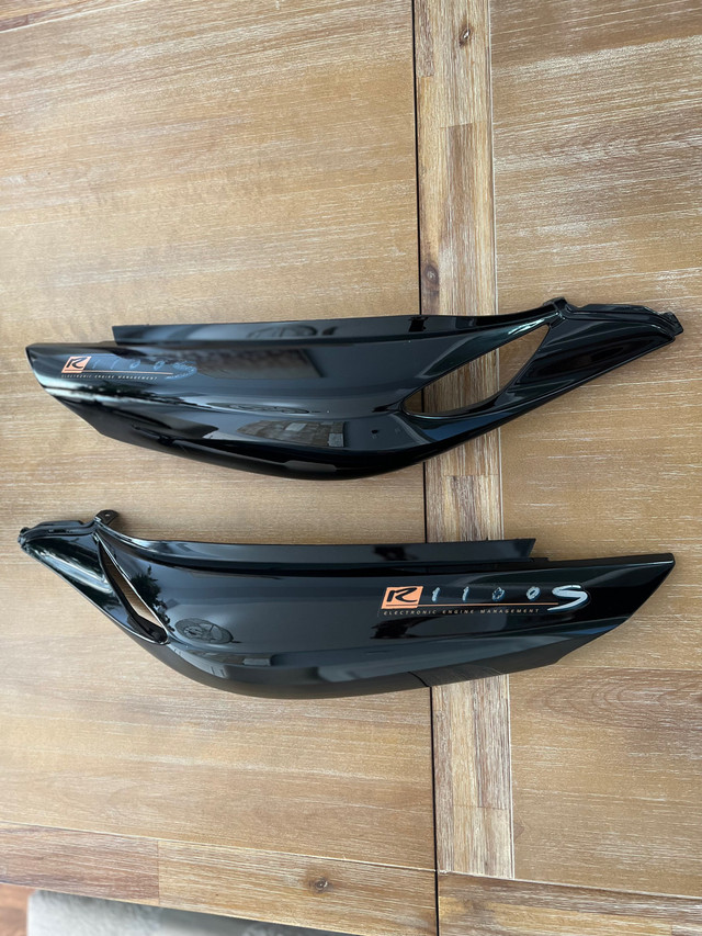 BMW R1100S OEM rear seat section black in Other in Markham / York Region - Image 2