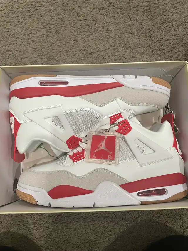 Jordan 4 SB Varsity Red in Men's Shoes in Calgary - Image 3