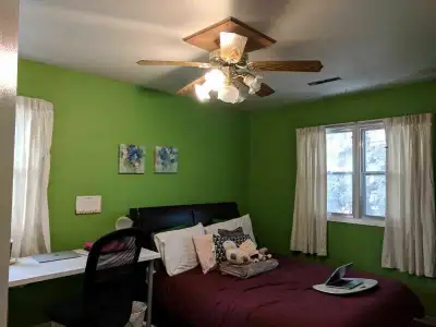 Room for Rent near Southgate Area