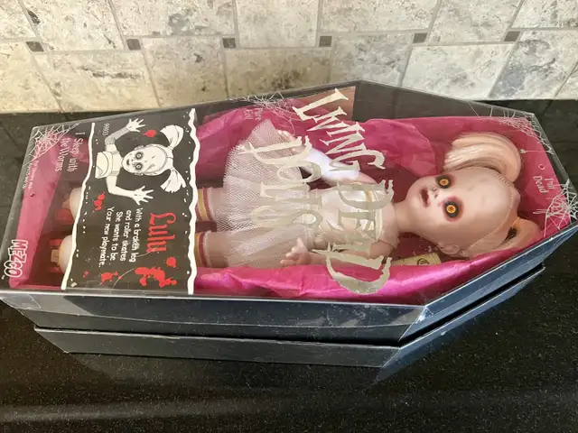 Living Dead Dolls - Lulu in Arts & Collectibles in Oshawa / Durham Region - Image 7