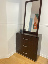 Dresser with mirror / 1 night stand