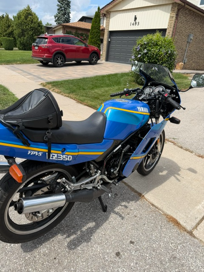 1989 RZ350 with 70,000 kms on the clock. Bike was purchased from Paul Murphy in Edmonton in 2022. Pa...