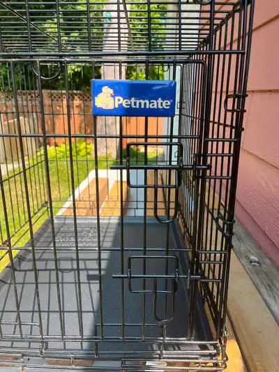 Dog Crate 24x18x20 inches - Petmate, View more