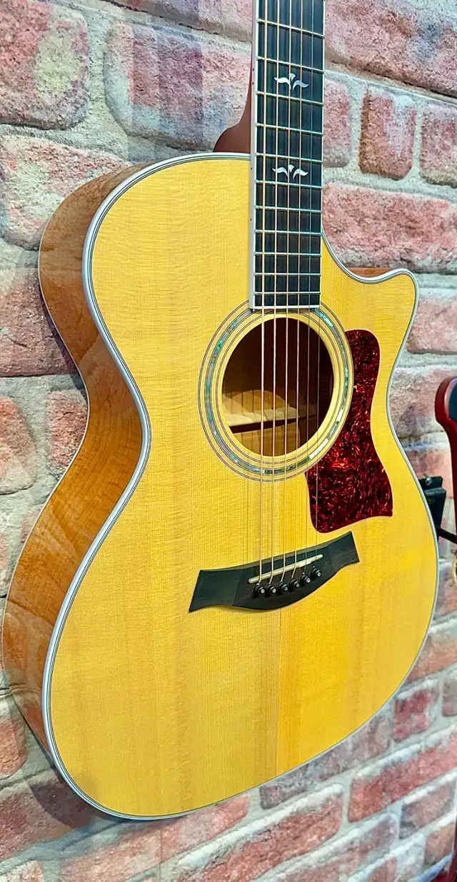 Taylor 612 C - 1995584654998093834243