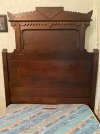 Jacques and Hayes Antique Walnut ¾ Bed