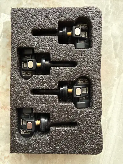 4 of Autel TPMS MX-Sensors, $30/Each. Bought from New, Never Used. Those are Programmable universal...