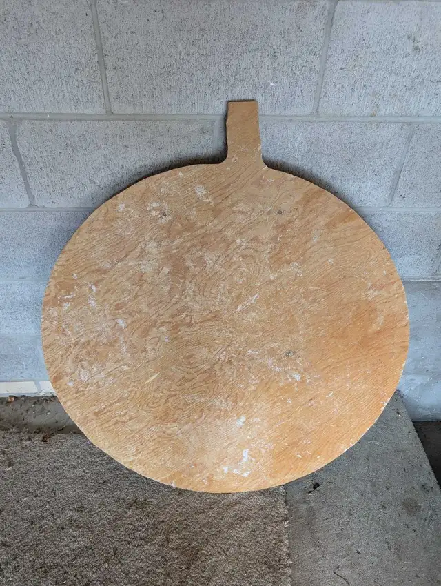 Wooden Pizza and pasta board in Kitchen & Dining Wares in Markham / York Region - Image 3