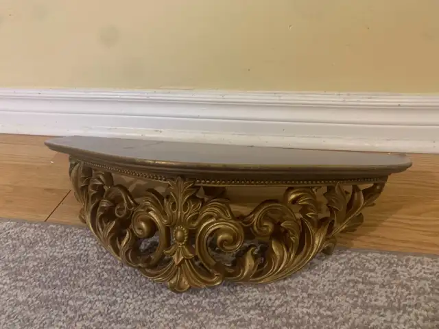 Wooden Wall Shelf in Home Décor & Accents in City of Toronto - Image 4