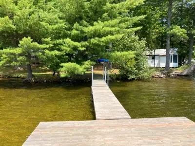 Horseshoe Lake Cottage