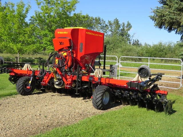 2024 MaterMacc MSD Elektro Pneumatic Seed Drill for Cereals | Farming ...