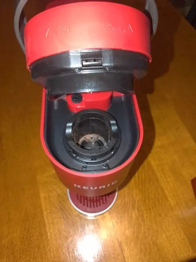 Keurig Mini in Coffee Makers in Cornwall - Image 3