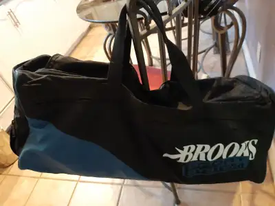 Brooks Sport Bag 27" / Gym / Travel, View more
