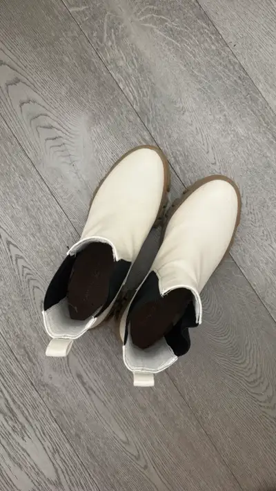 chinese laundry boots, View more