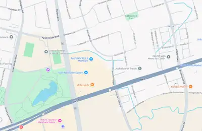 Unionville高尚社區, 環境優, 新裝修獨立屋, 明亮臥房. 包水電上網, 新家俱. 適合單身女生, 正職, 簡單愛乾淨, 學生優先. 交通生活便利, 舉步Unionville High Sc...