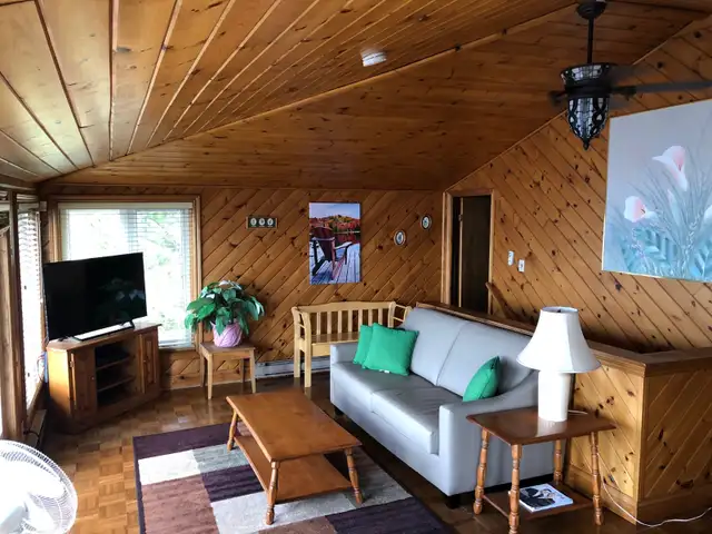 Bobcaygeon Cottage Rental with Private Dock in Ontario in Canada - Image 9