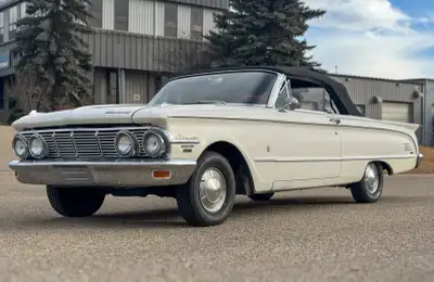 1963 Mercury Comet Convertible – Rare Factory 4-Speed Manual. Canadian-built 1963 Mercury Comet Conv...