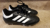 Adidas Predator Soccer Cleats boy Size 13K(excellent condition)