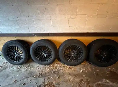 Lexus RX350 Michelin X-Ice Winter Tires with alloy wheels. Size 235/65 R18.