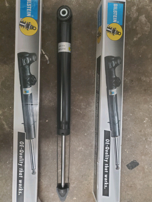 2 brand new Bilstein in box rear shocks for Audi dans Autres pièces et accessoires  à Ville de Montréal