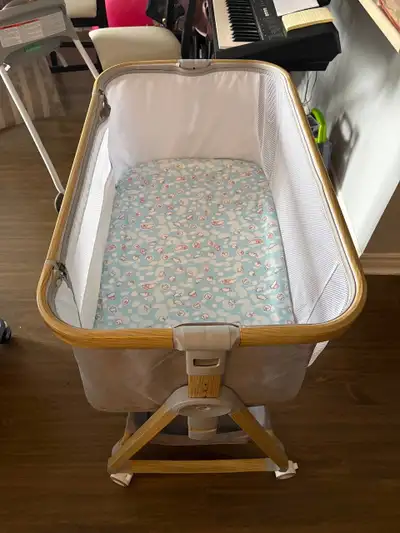 Baby Bassinet Bedside Sleeper with Waterproof sheets, View more
