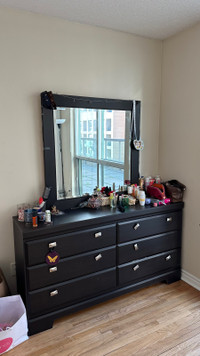 Move out sale!! Dresser with spacious drawers for sale 