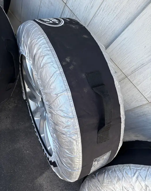 4 new Pirelli Scorpion Winter tires on Range Rover OEM Rims. in Tires & Rims in Calgary - Image 3