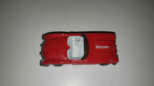 Riptide 1960 Corvette vintage 1984 ERTL 1/64 scale loose/vg in Toys & Games in Guelph - Image 4