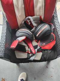 MENS hockey equipment