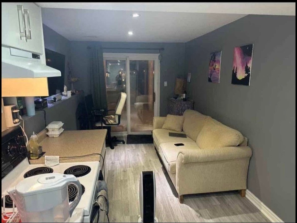 walkout basement unit 2
