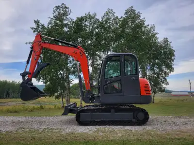 Mini excavator JoyT5 JT5600 6.2 ton. JoyT excavators deliver top performance, unmatched versatility,...