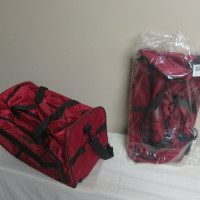 2 Global Tour Duffle Bags On Wheels Red & Black  22 x 13 x 13