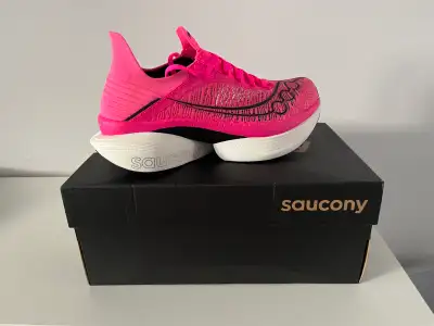 Saucony Endorphin Elite 2 (9.5 Men’s), View more