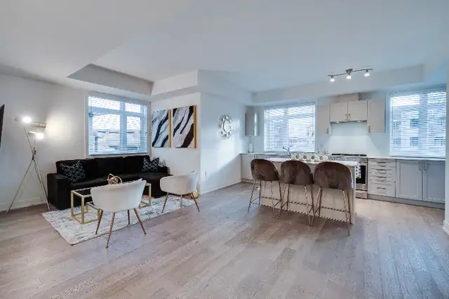 Townhouse  Available in Land for Sale in Mississauga / Peel Region - Image 4