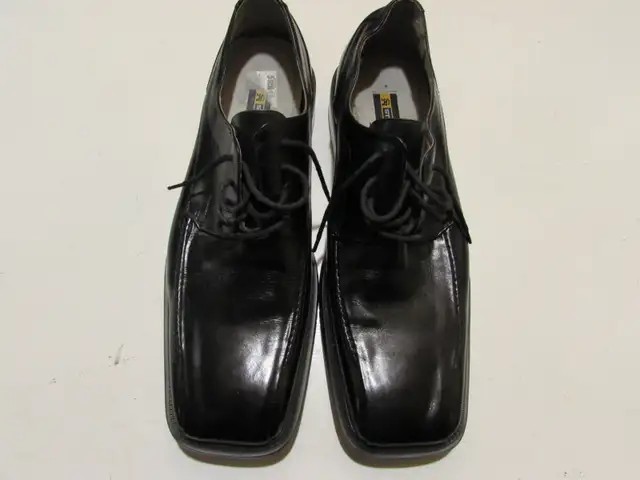 MENS  STACY ADAMS  DRESS SHOES in Men's Shoes in Oshawa / Durham Region - Image 2