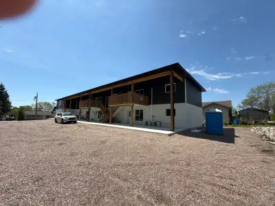 Brand new Bright 2 bedroom apartment, handicapped accessible in seniors complex. Locate centrally in...